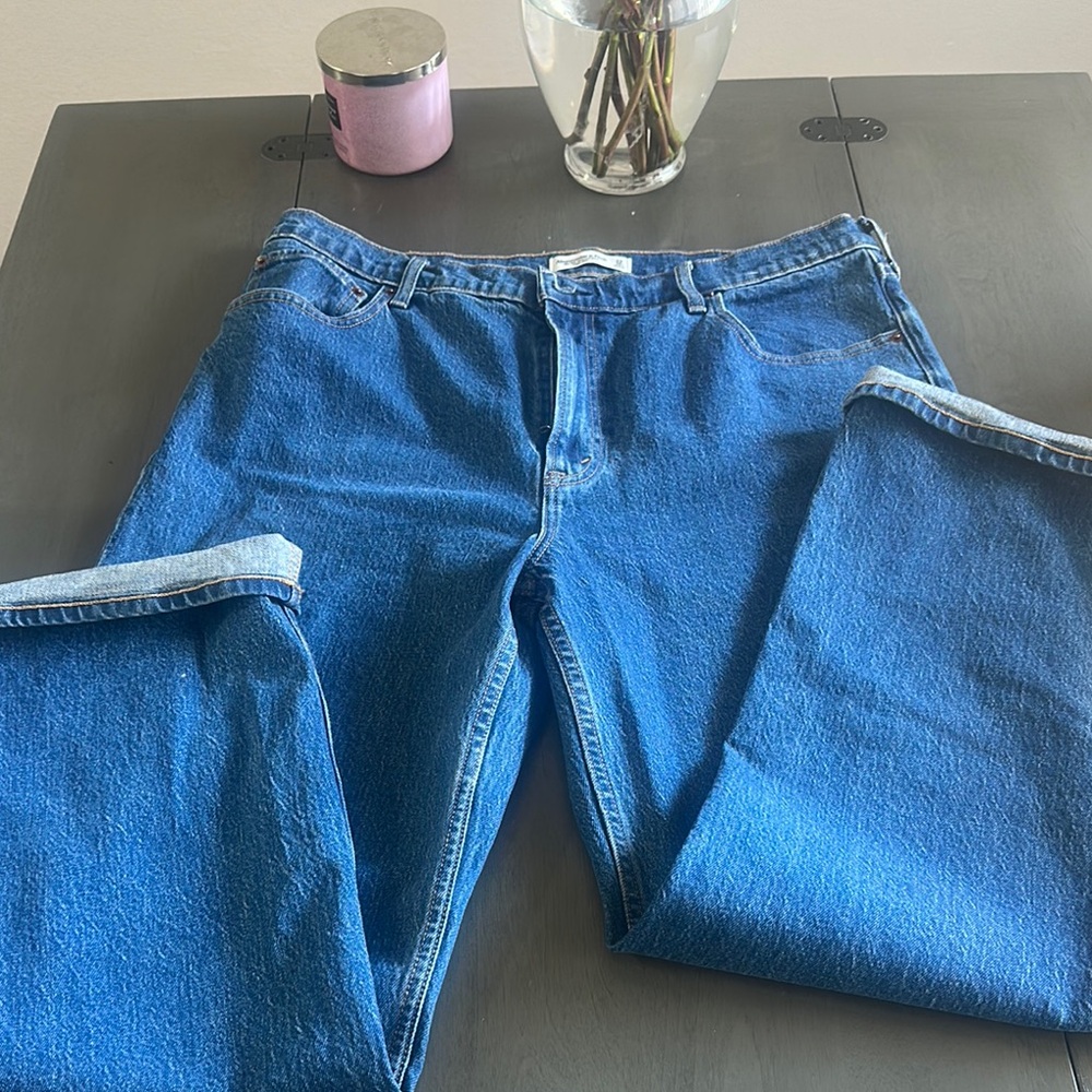 Abercrombie & Fitch Dark Blue Jeans
